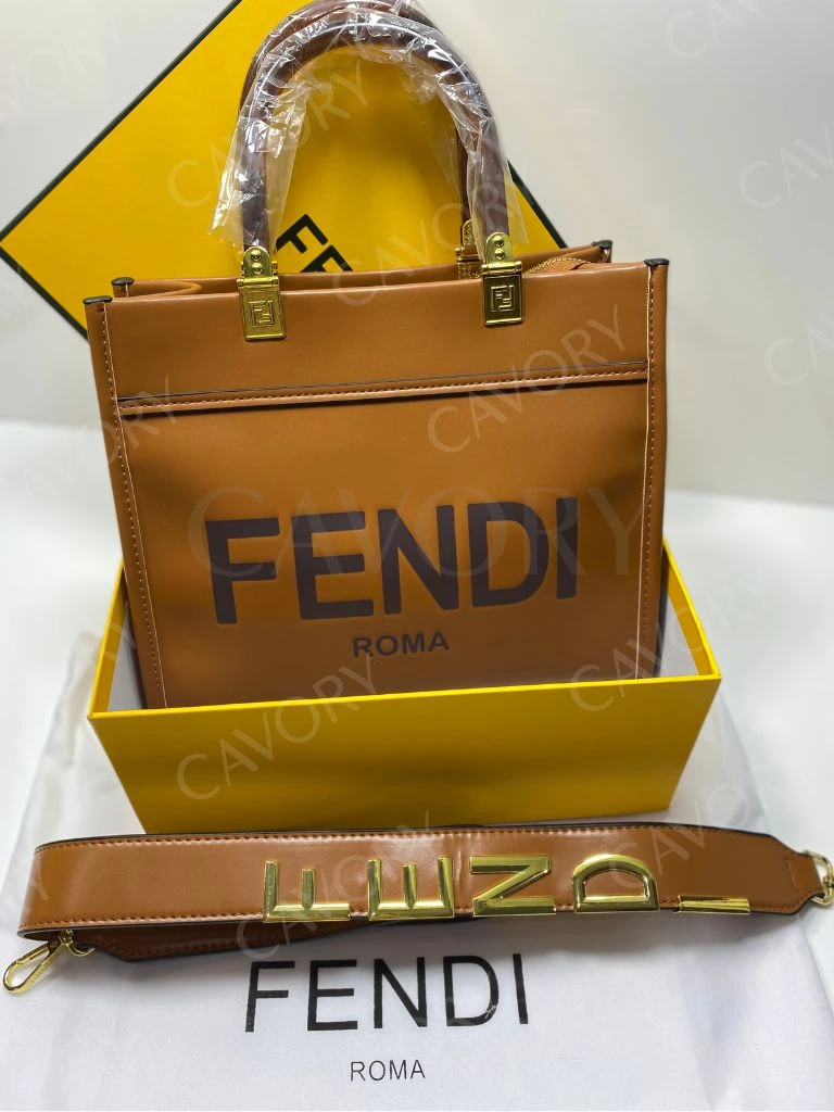 Fendi Roma Medium Tote Bag