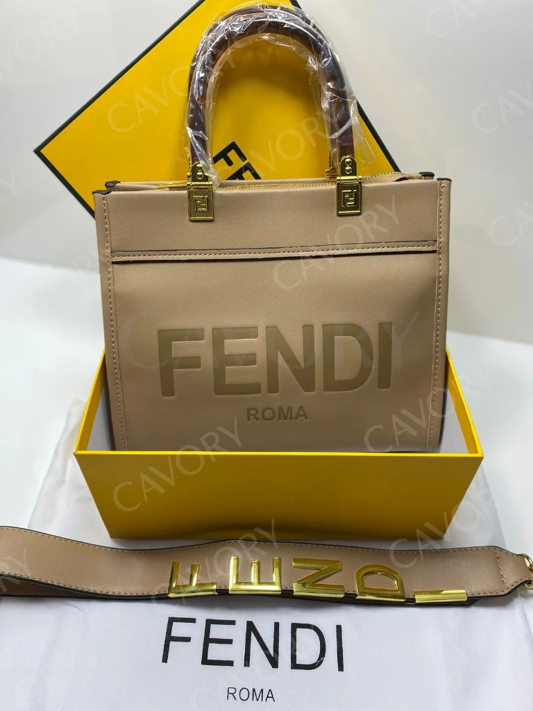 Fendi Roma Medium Tote Bag