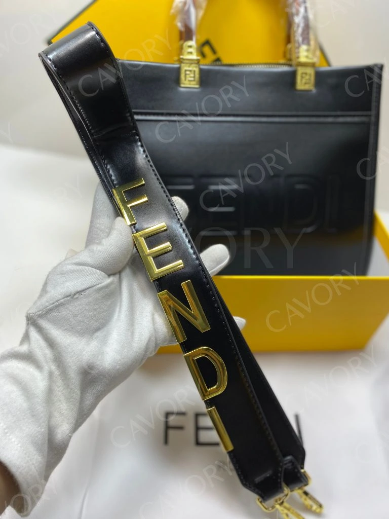 Fendi Roma Medium Tote Bag