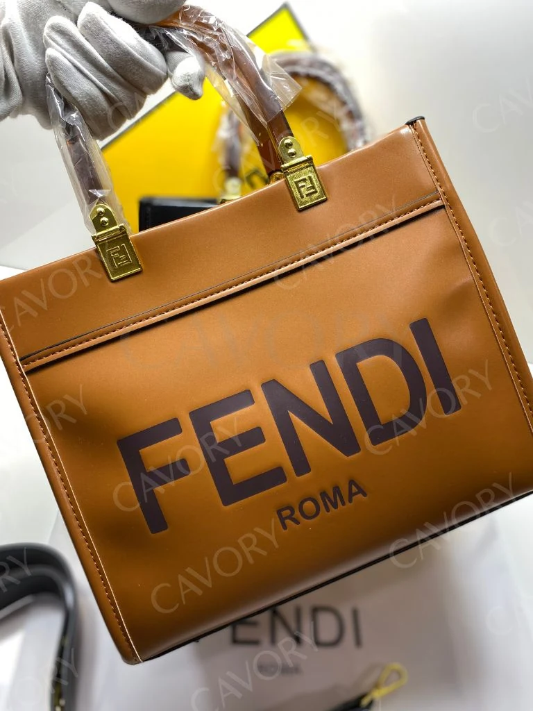 Fendi Roma Medium Tote Bag