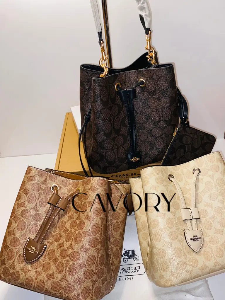 Coach Signature Canvas Drawstring Bucket Bag