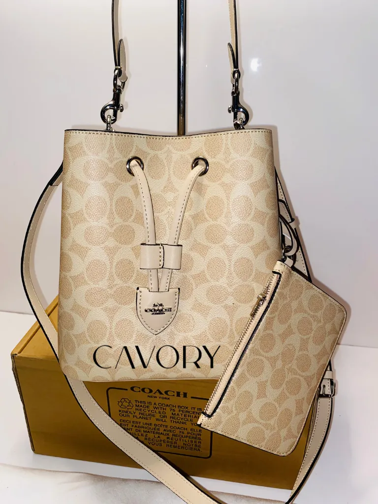 Coach Signature Canvas Drawstring Bucket Bag