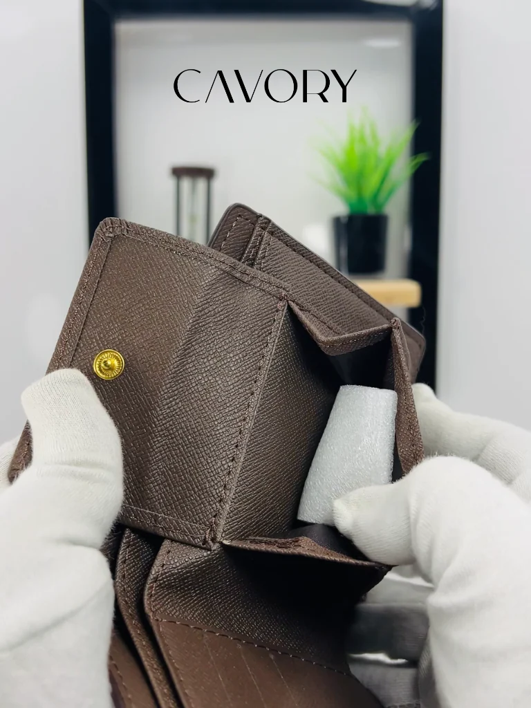 Louis Vuitton Men Wallet