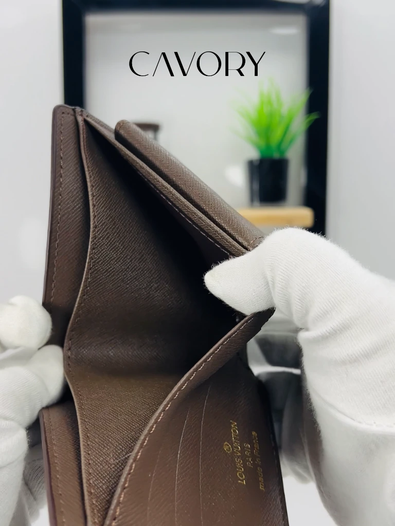 Louis Vuitton Men Wallet